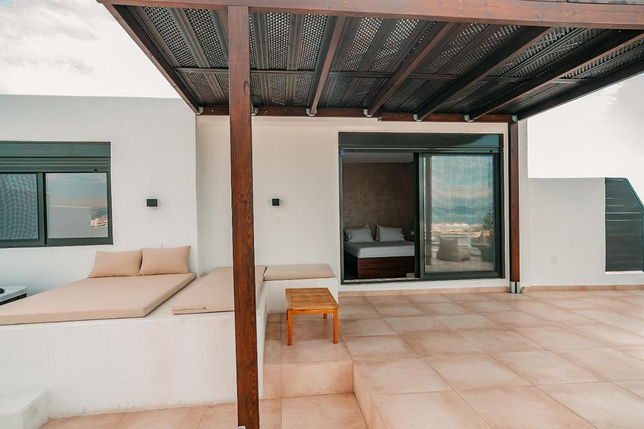 Suites With Magical View & Jacuzzi Атина Екстериор снимка
